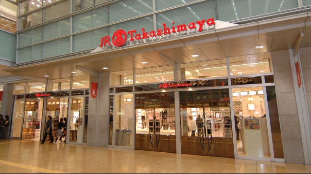 Takashimaya: Leveraging Japanese Hospitality in Vietnam