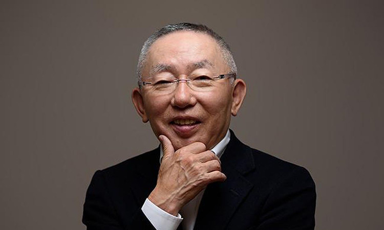7 Business Principles of Uniqlo Founder Tadashi Yanai